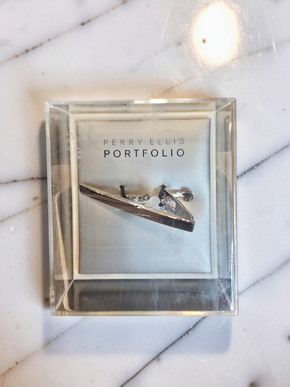 NWT Perry Ellis Portfolio Men's Silver Diagonal Line Tie Bar